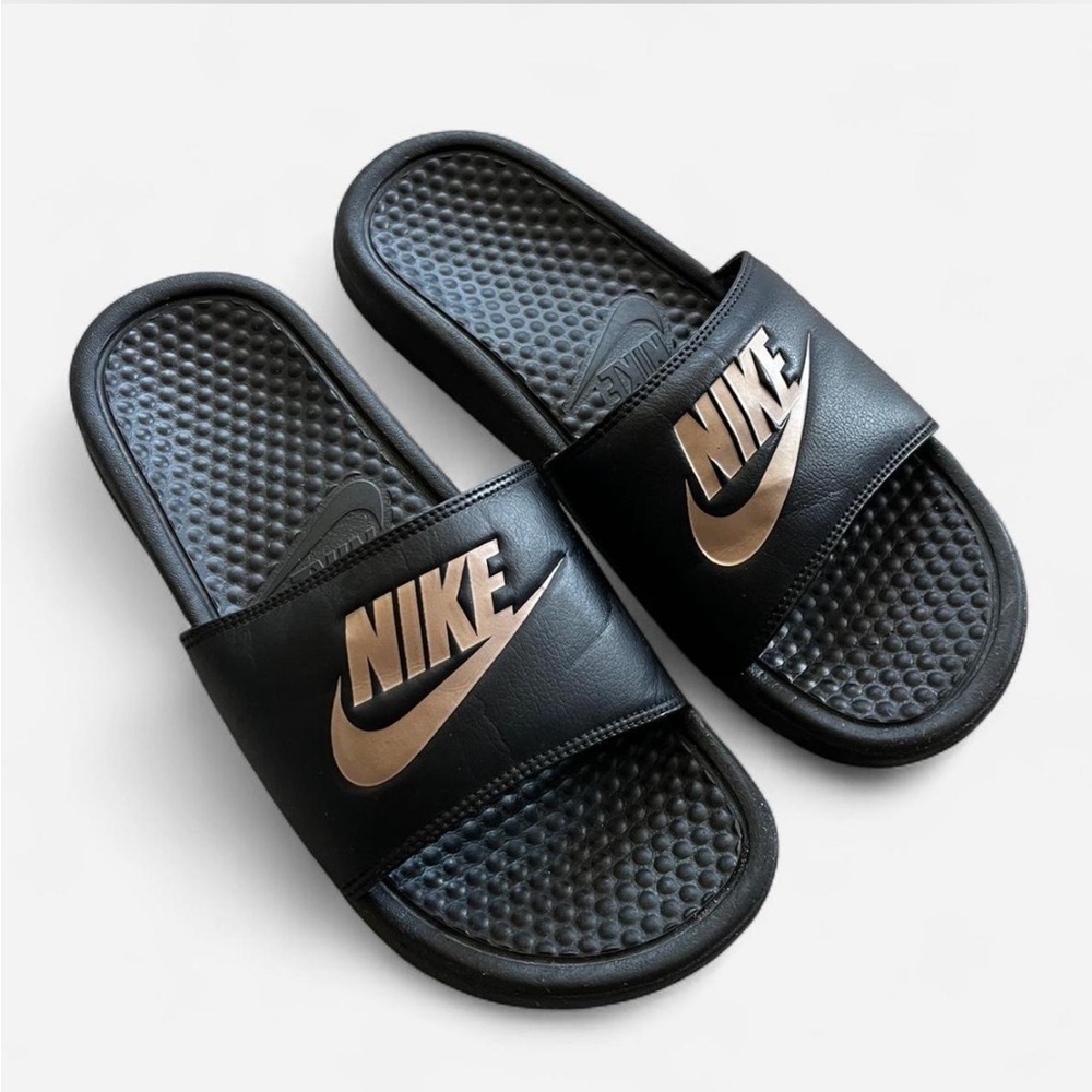Nike Women’s Slides